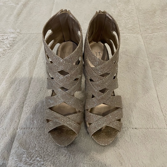 DSW WOMEN’S PLATFORM HEELS - Picture 4 of 7